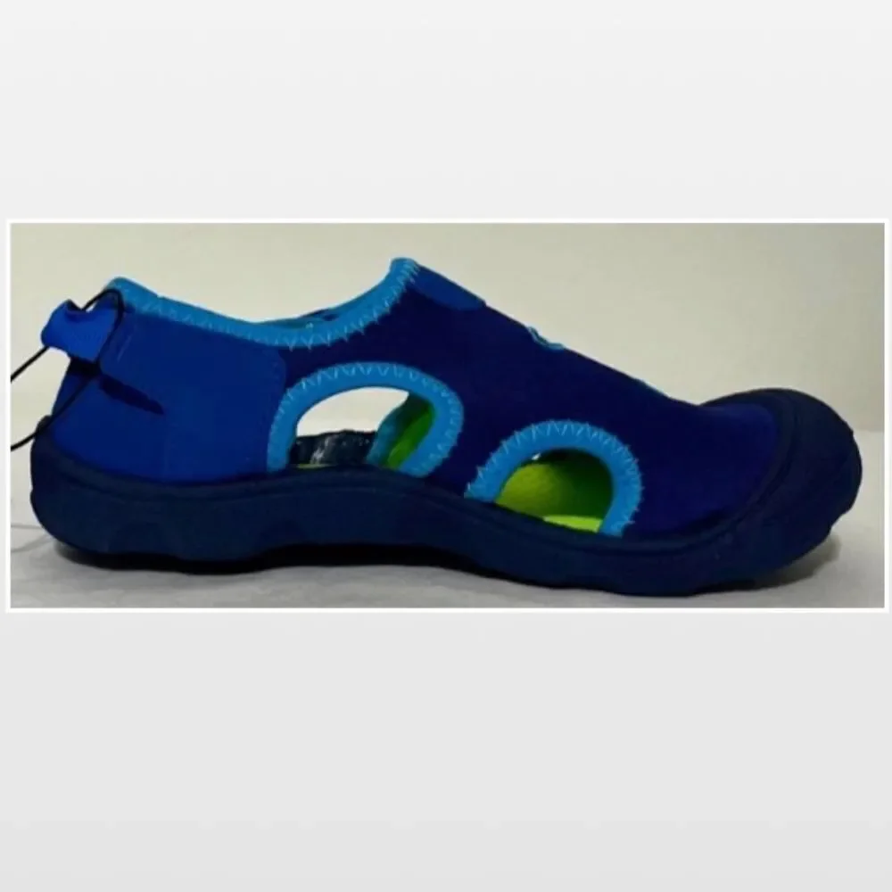 New Kid Boy Size 13/1 Blue Water Shoes
